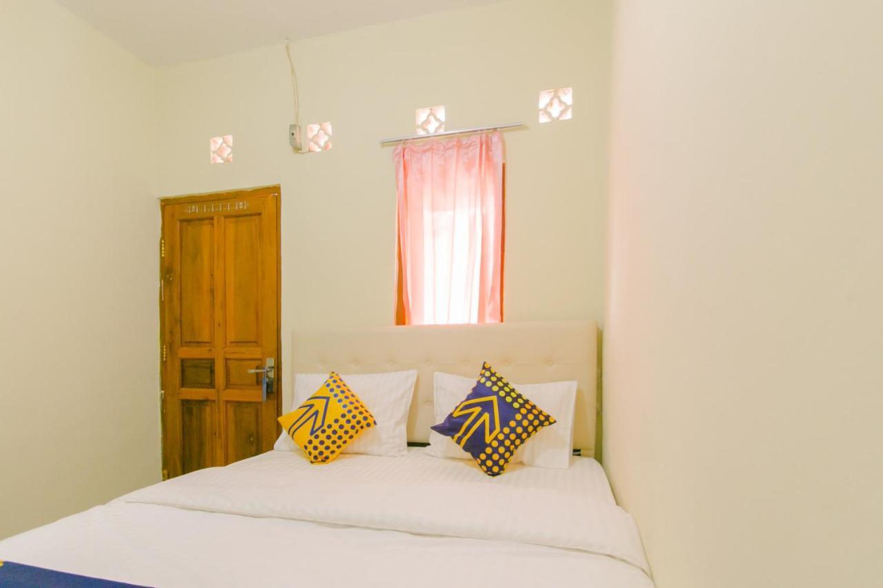 Ayu Homestay Syariah Sukabumi Exteriér fotografie