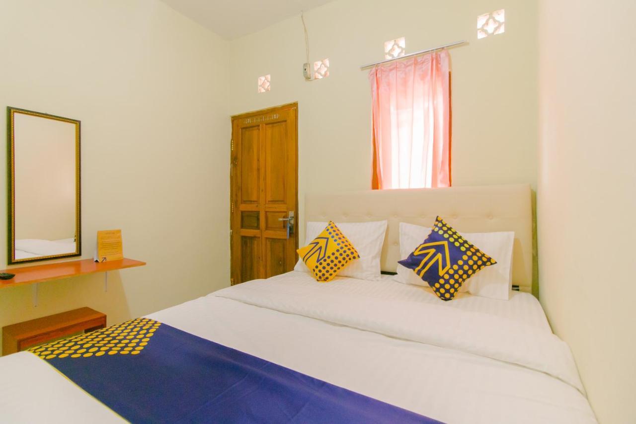 Ayu Homestay Syariah Sukabumi Exteriér fotografie
