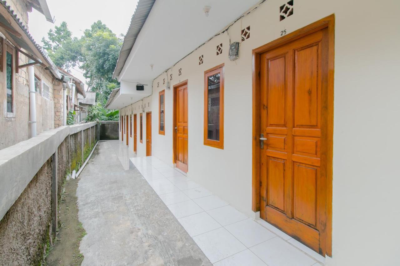 Ayu Homestay Syariah Sukabumi Exteriér fotografie
