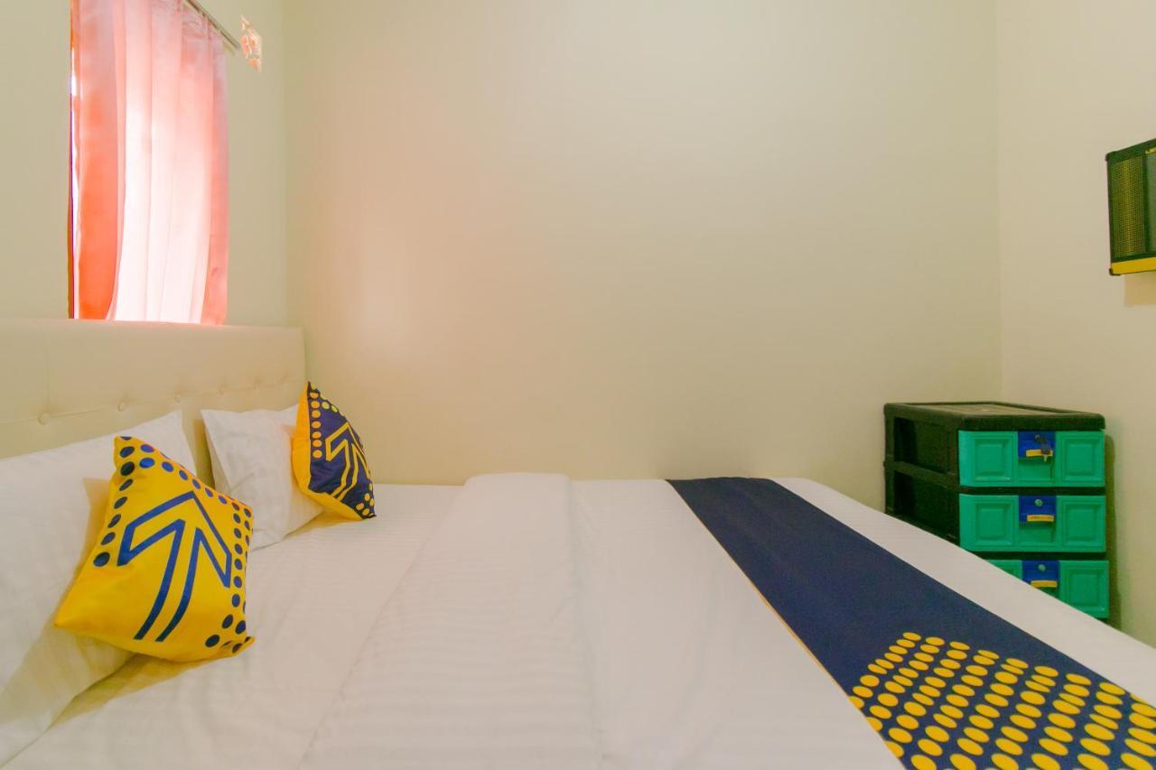 Ayu Homestay Syariah Sukabumi Exteriér fotografie