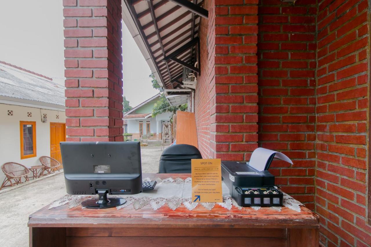 Ayu Homestay Syariah Sukabumi Exteriér fotografie